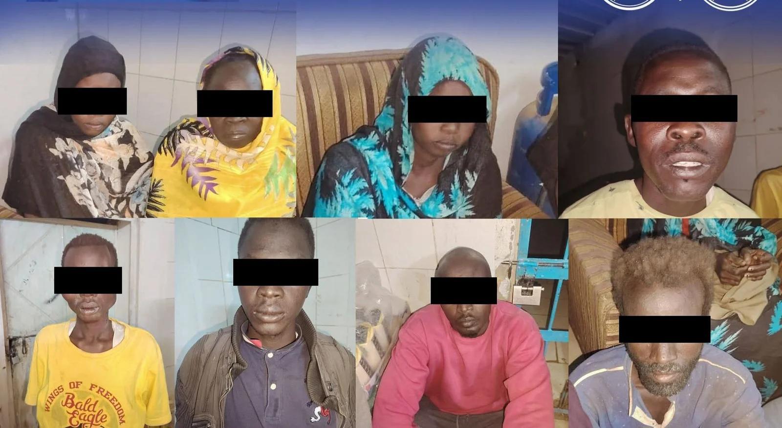 حملة أمنية بالخرطوم تقبض على نساء عصابة طويلة حملة أمنية بالخرطوم تقبض على نساء عصابة طويلة