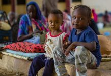 الأطفال في السودان ضحايا حرب والمجتمع الدولي صامت الأطفال في السودان ضحايا حرب والمجتمع الدولي صامت