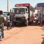 أسعار الوقود تخنق معيشة المواطن السوداني أسعار الوقود تخنق معيشة المواطن السوداني