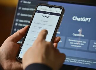 كيف تمنع غوغل من “التجسس” على دردشاتك مع “شات جي بي تي”؟ كيف تمنع غوغل من "التجسس" على دردشاتك مع "شات جي بي تي"؟