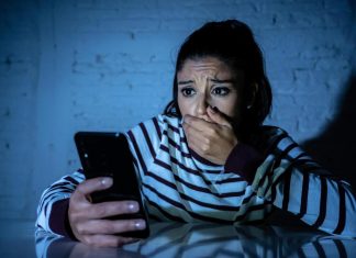 قبل أن تبيع هاتفك.. 4 نصائح قد تنقذك من تسريب حياتك بالكامل قبل أن تبيع هاتفك.. 4 نصائح قد تنقذك من تسريب حياتك بالكامل