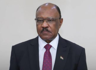 السودان يتهم الإمارات وإثيوبيا بالهجوم على مطار الخرطوم السودان يتهم الإمارات وإثيوبيا بالهجوم على مطار الخرطوم