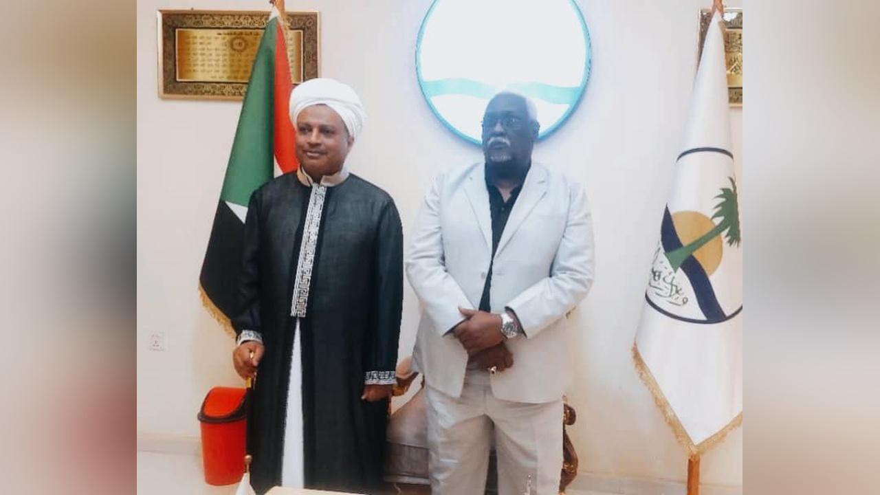 والي نهر النيل يشيد بمواقف الحزب الاتحادي الديمقراطي الداعمة للجيش والي نهر النيل يشيد بمواقف الحزب الاتحادي الديمقراطي الداعمة للجيش
