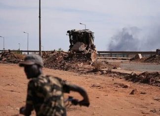 قوة متحالفة مع جيش السودان: دمرنا 49 آلية وأسرنا 70 من الدعم السريع قوة متحالفة مع جيش السودان: دمرنا 49 آلية وأسرنا 70 من الدعم السريع
