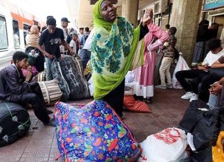 980 سودانيا يغادرون مصر إلى بلادهم ضمن برنامج العودة الطوعية 980 سودانيا يغادرون مصر إلى بلادهم ضمن برنامج العودة الطوعية