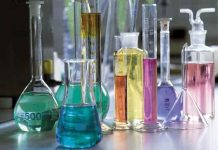 AMBASSADOR COUNSELS TRADERS ON CHEMICAL PRODUCTS