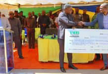 CASHEW NUT GROWERS SMILE AS GOVT PAYS 20BN/-