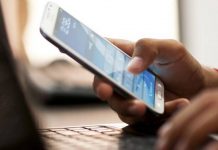 STOCK MARKETS ‘AVAILABLE ON MOBILE PHONES’