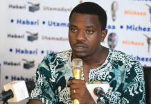 GOVT SLAMS LATE CAMP, HAILS STARS