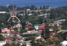 COMMITTEE WARY OF SCHOOL PROJECT