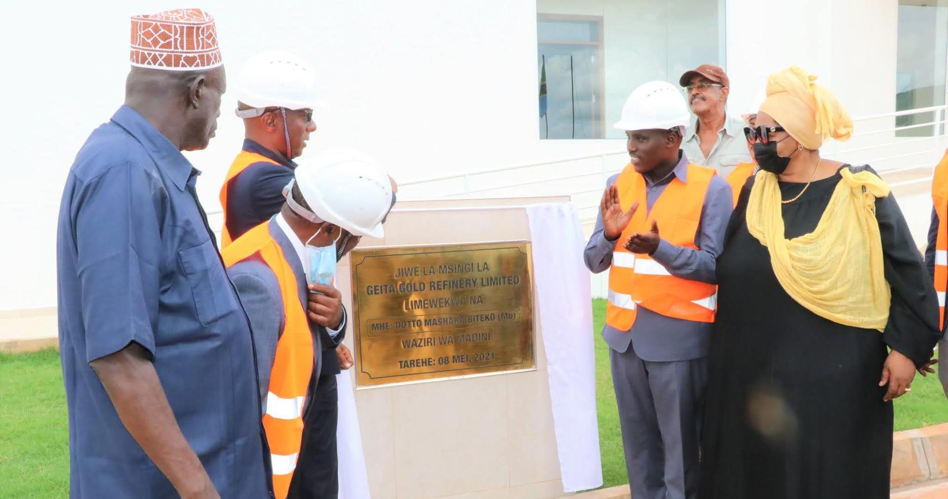 Tanzanians urged to have trust in local investors Tanzanians urged to have trust in local investors