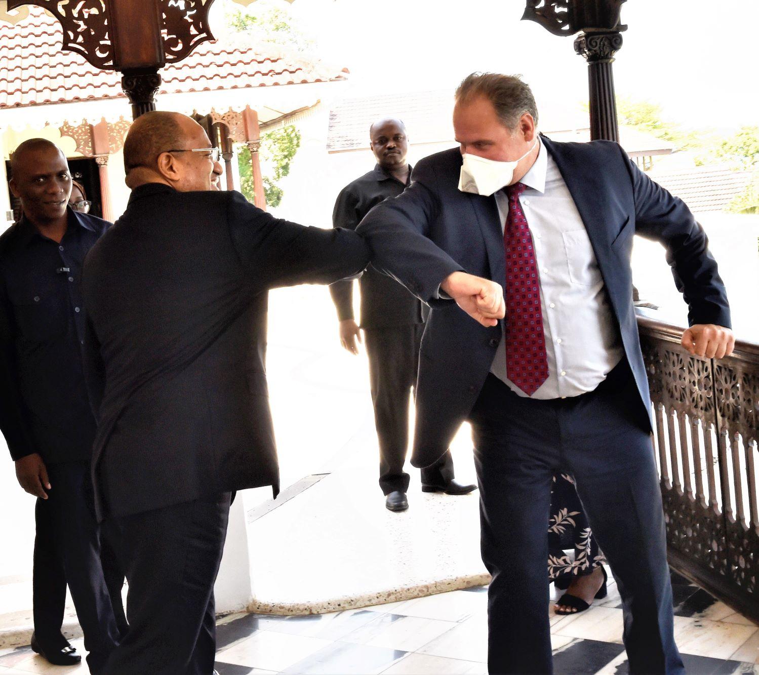 UN Resident Coordinator pays courtesy call on President Mwinyi UN Resident Coordinator pays courtesy call on President Mwinyi