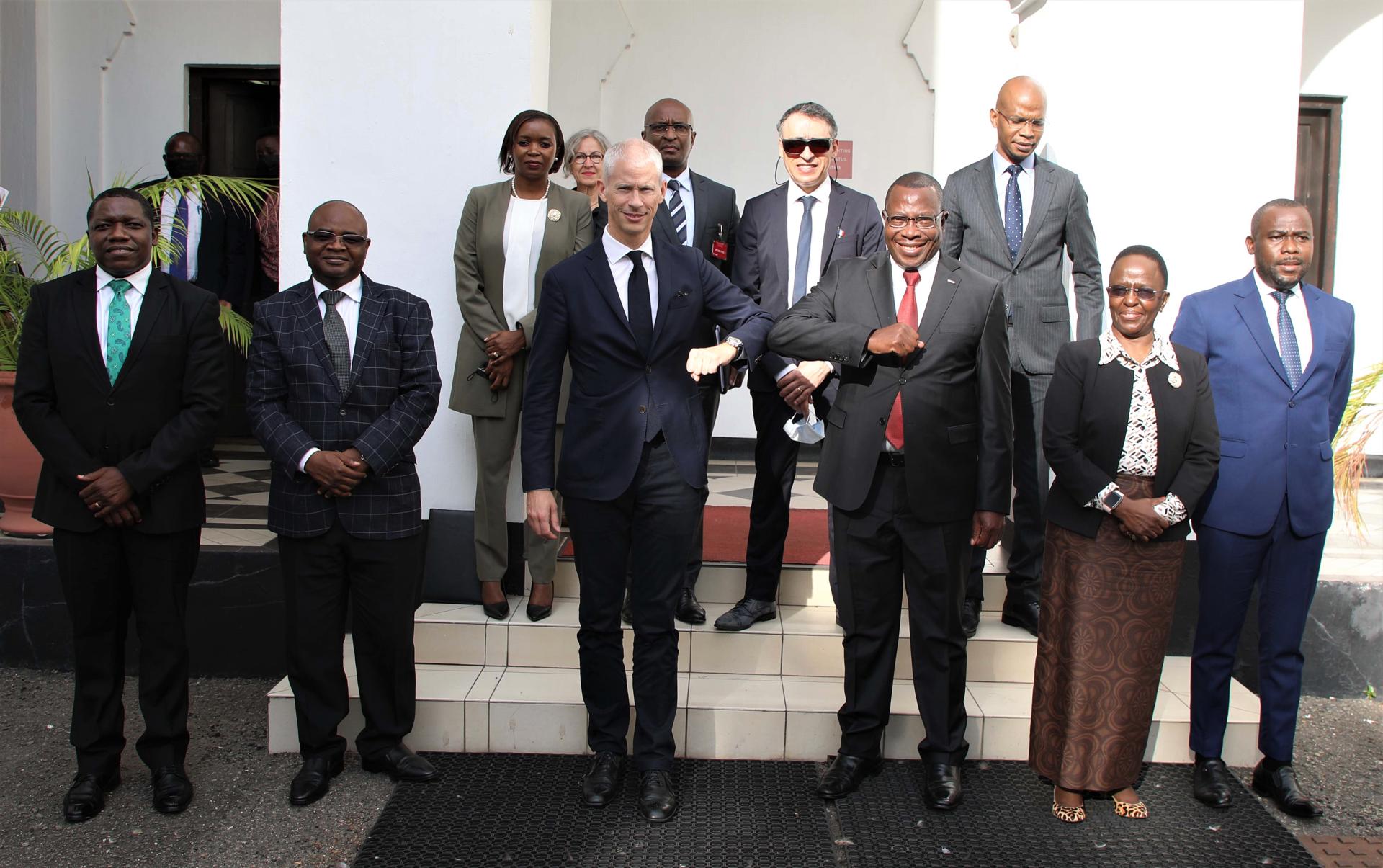 TZ, France for stronger ties TZ, France for stronger ties