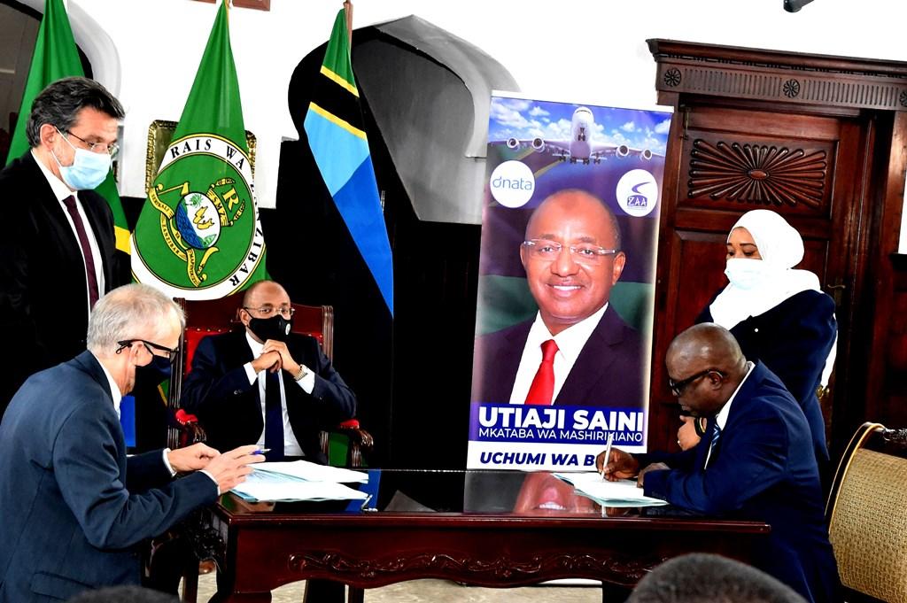 Mwinyi demands better airport services Mwinyi demands better airport services