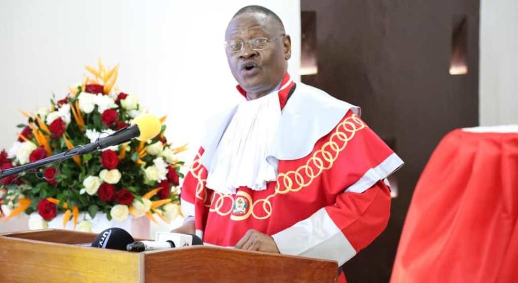 CJ tasks new magistrates to live up to their oaths CJ tasks new magistrates to live up to their oaths