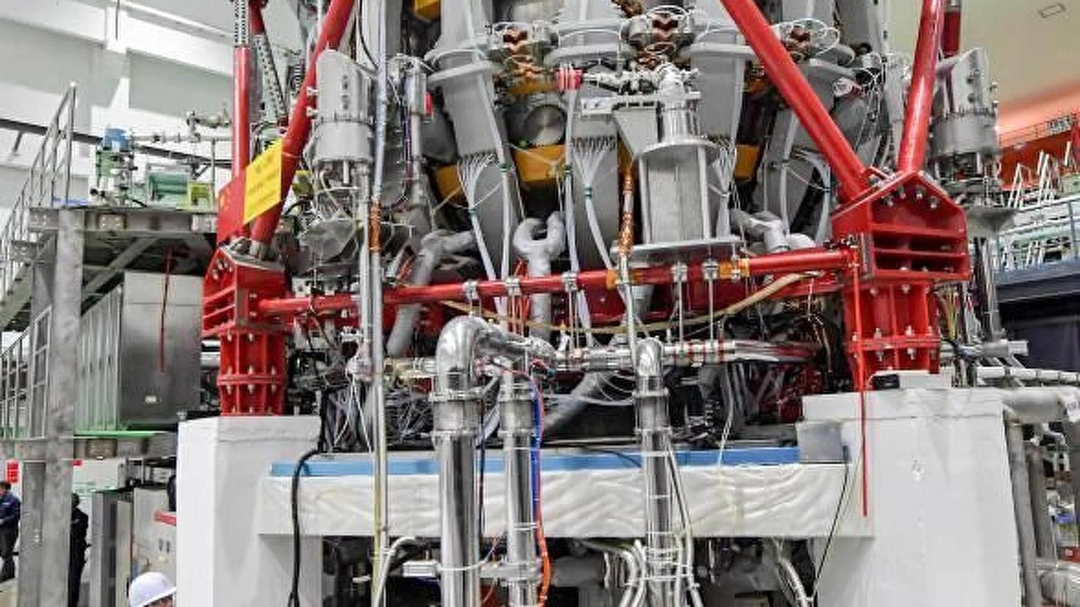 China’s ‘Artificial Sun’ Runs Five Times Hotter Than ‘Original’ in Quest For Clean Fusion Energy China’s ‘Artificial Sun’ Runs Five Times Hotter Than ‘Original’ in Quest For Clean Fusion Energy