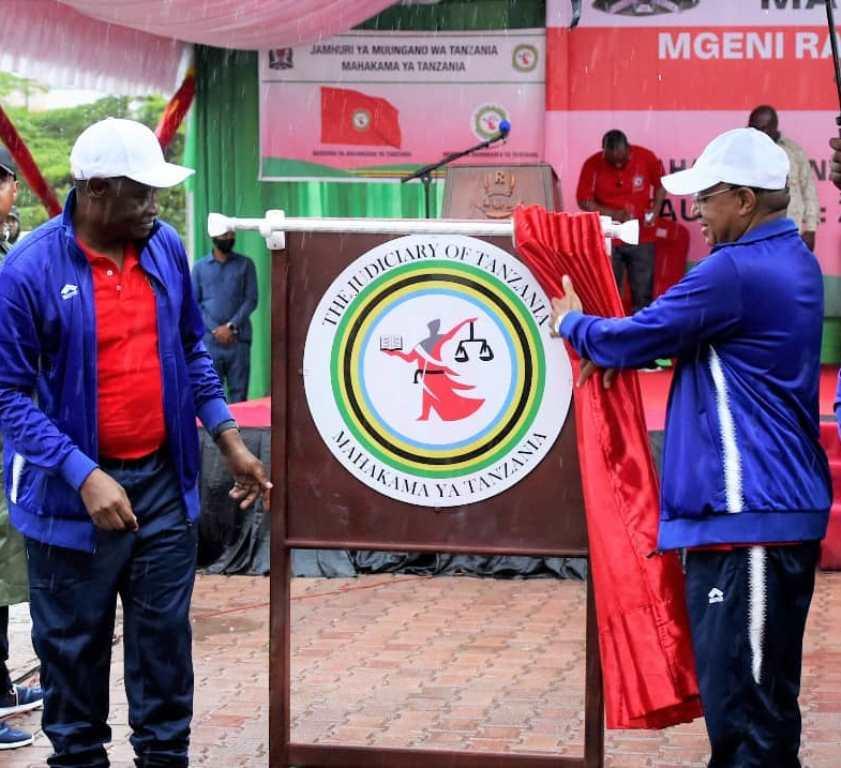 President Mwinyi tasks lawyers to help the country President Mwinyi tasks lawyers to help the country