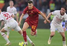 AS Roma settle for last minute 1-1 Serie A draw with AC Milan AS Roma settle for last minute 1-1 Serie A draw with AC Milan