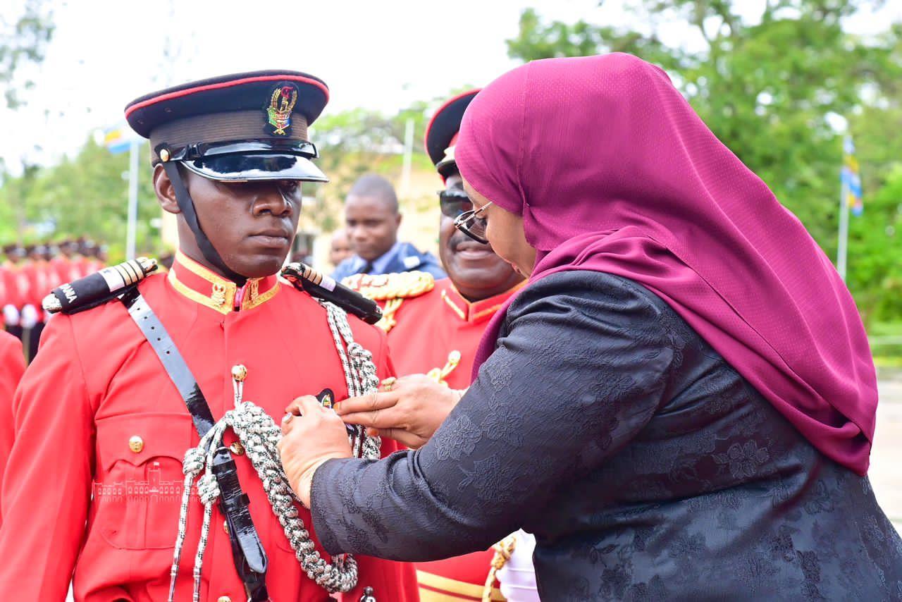 Samia commissions 575 army officers Samia commissions 575 army officers