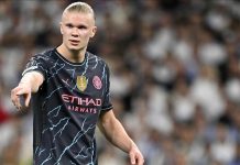 Man City score late goal to secure 2-2 draw with 10-man Arsenal at home Man City score late goal to secure 2-2 draw with 10-man Arsenal at home