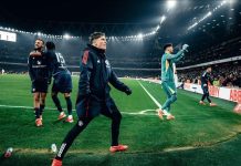 10-man Manchester United beat Arsenal on penalties in FA Cup 10-man Manchester United beat Arsenal on penalties in FA Cup