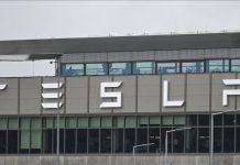 Tesla sales in April plunge more than half in EU Tesla sales in April plunge more than half in EU
