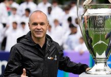 UEFA Champions League Trophy Arrives in Munich UEFA Champions League Trophy Arrives in Munich