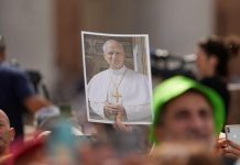 Catholic Faithful Celebrate Pope Leo XIV’s 70th Birthday Catholic Faithful Celebrate Pope Leo XIV's 70th Birthday