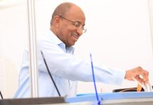 Dr. Hussein Mwinyi Casts his Vote Amid Peaceful Election Dr. Hussein Mwinyi Casts his Vote Amid Peaceful Election