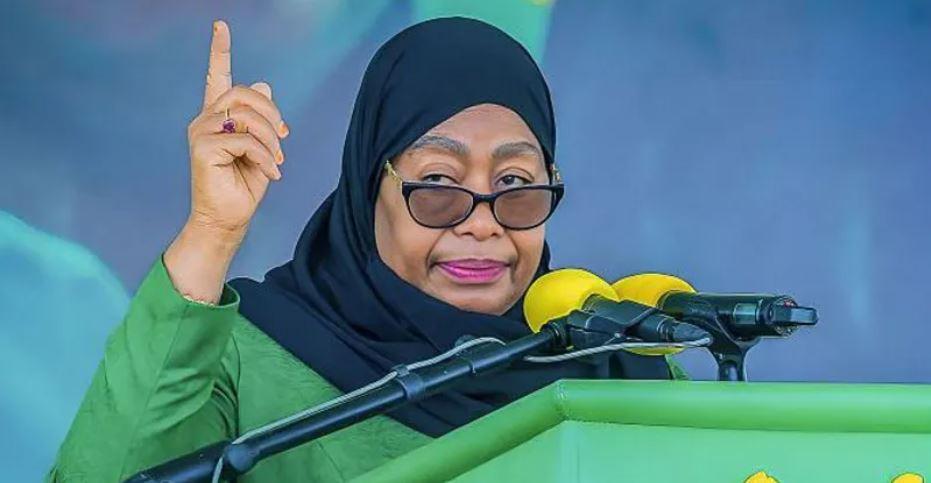 Public Barred as Tanzanian President Samia Suluhu Sworn in Public Barred as Tanzanian President Samia Suluhu Sworn in