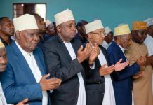 Mwinyi leads burial of veteran Muhammed Mwinyi leads burial of veteran Muhammed