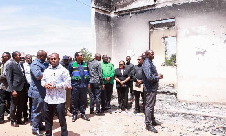 PM Inspects Damaged Ward Office Warns Youth Against Violence PM Inspects Damaged Ward Office Warns Youth Against Violence