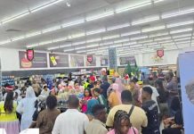 Dar Residents Flood Supermarkets Ahead of Protests Dar Residents Flood Supermarkets Ahead of Protests
