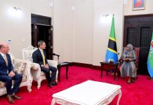 TZ, US bolster TZ, US bolster