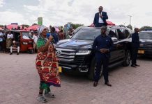 Don’t block traders’ capital, PM warns market authorities Don’t block traders’ capital, PM warns market authorities