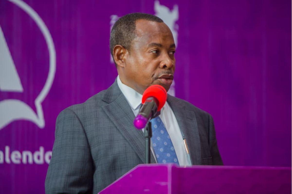 OMO: GNU should work for all, not the few OMO: GNU should work for all, not the few