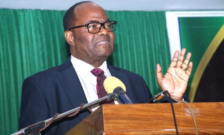 Government issues tough warning to land officers Government issues tough warning to land officers