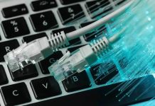 Government accelerates digital connectivity Government accelerates digital connectivity