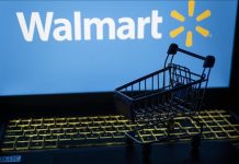 Walmart’s market value hits $1T for first time Walmart's market value hits $1T for first time