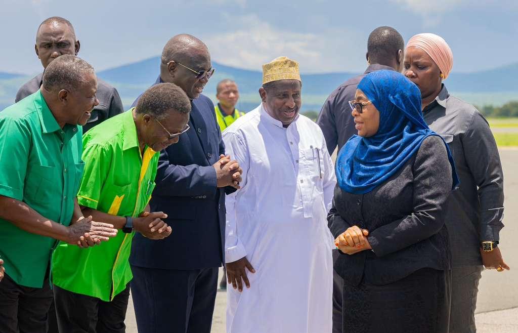 Arusha, Kilimanjaro welcome Dr Samia ahead of the EAC Heads of State summit Arusha, Kilimanjaro welcome Dr Samia ahead of the EAC Heads of State summit