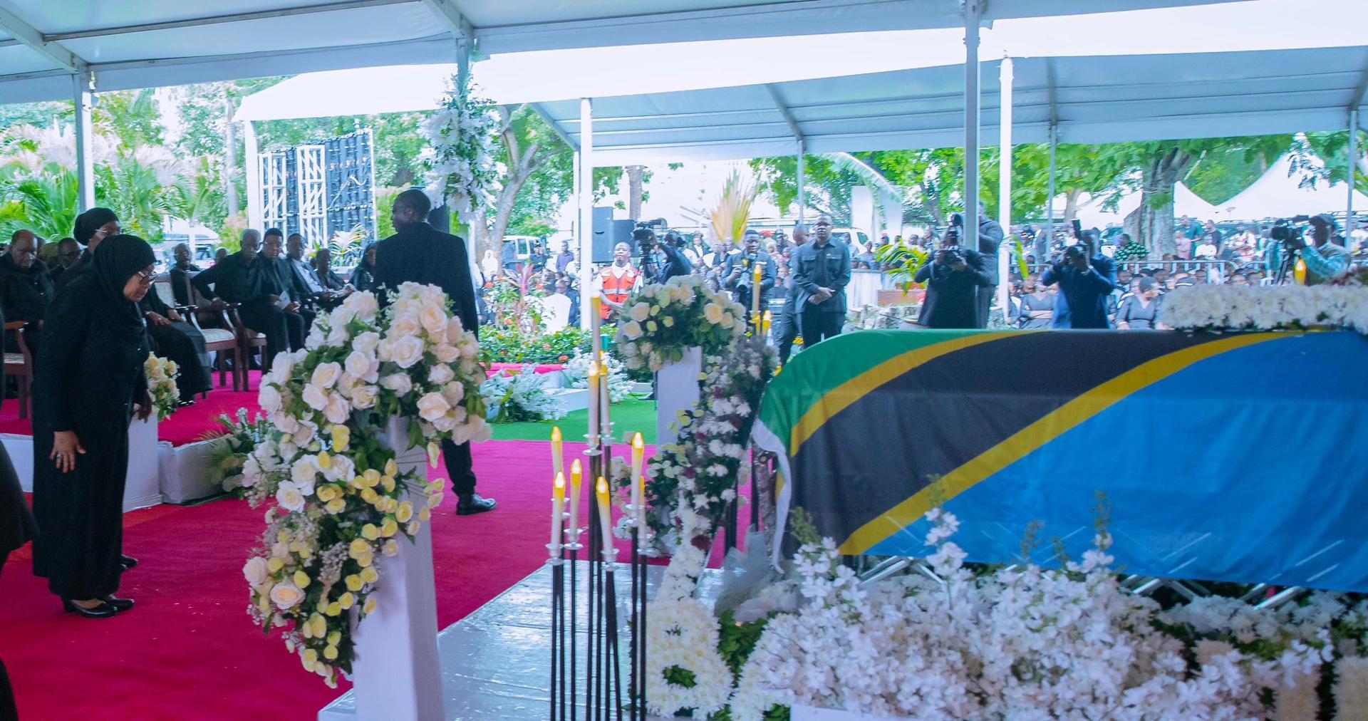 Celebrating Life of Service Celebrating Life of Service