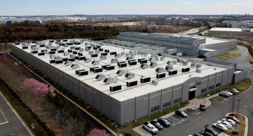 Investors Urge Amazon Microsoft Google on Resource Use Investors Urge Amazon Microsoft Google on Resource Use