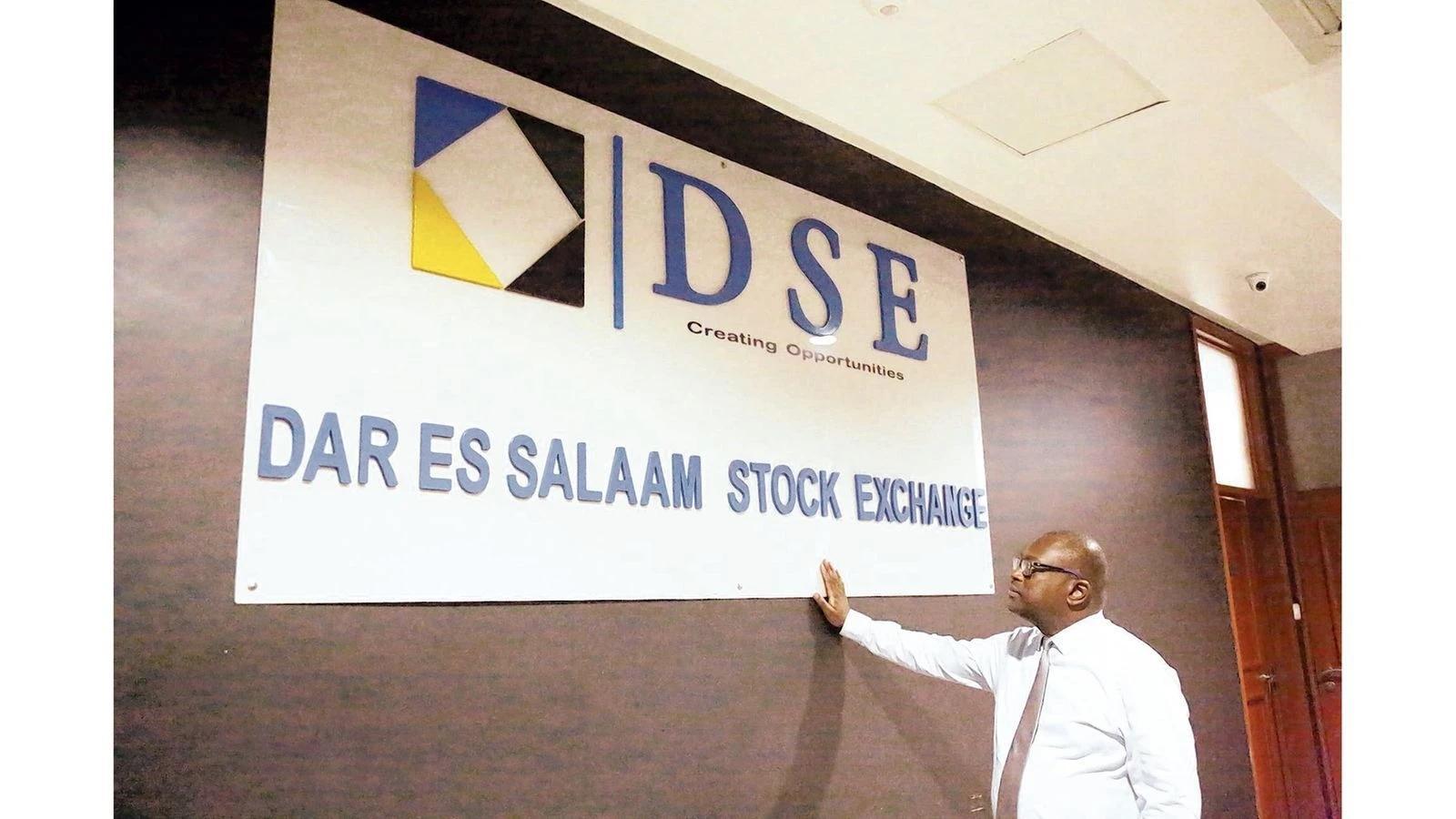 DSE trading slows, liquidity tightens DSE trading slows, liquidity tightens