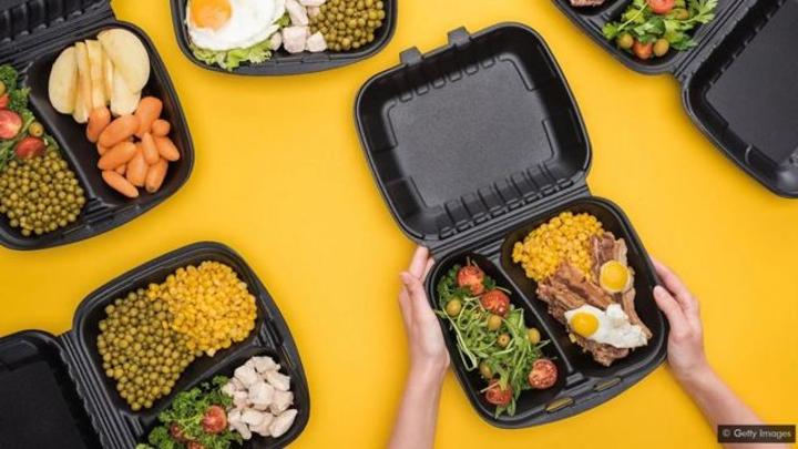 Peut-on faire cuire les aliments au micro-ondes sans danger ? Peut-on faire cuire les aliments au micro-ondes sans danger ?