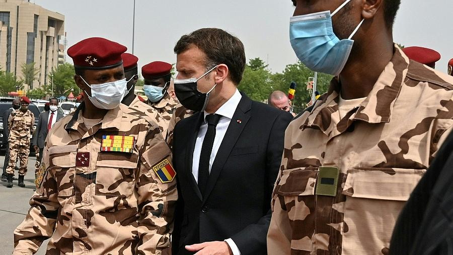 Le Président tchadien à Paris en compagnie d’Emmanuel Macron 