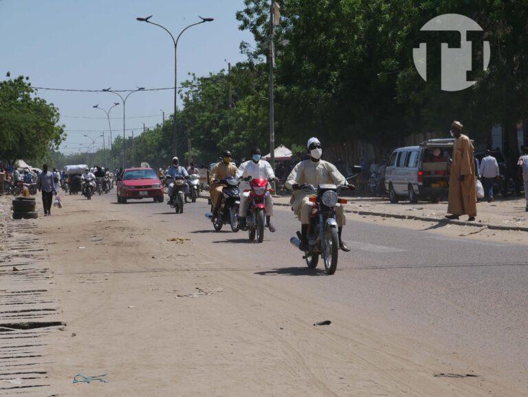 le maire de la ville de N’Djamena demande le retrait immédiat des hangars et containers sur les grandes voies le maire de la ville de N’Djamena demande le retrait immédiat des hangars et containers sur les grandes voies