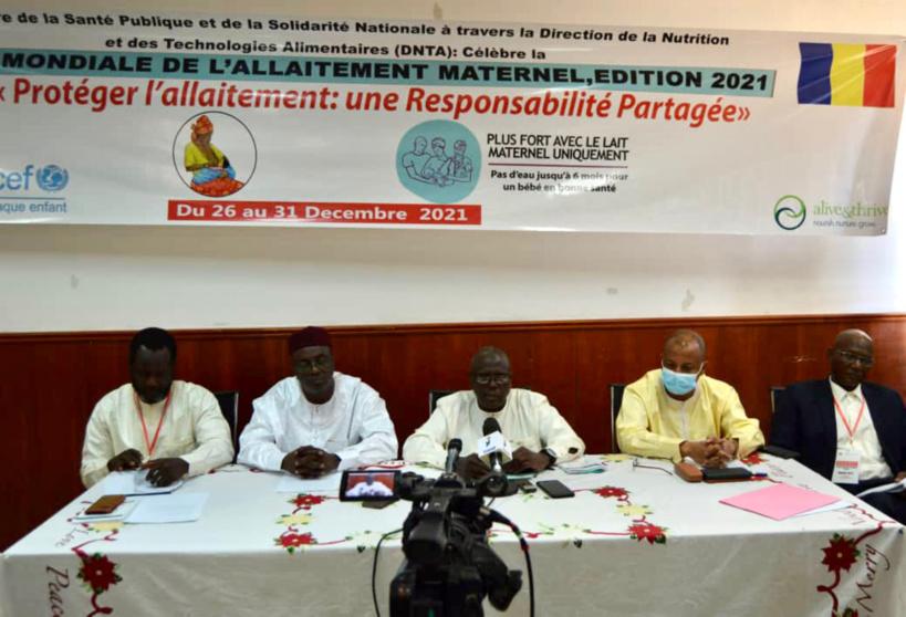 les nutritionnistes exhortent les mères à allaiter les nourrissons les nutritionnistes exhortent les mères à allaiter les nourrissons