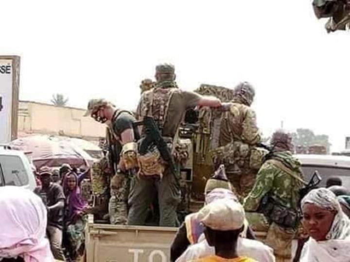 Salé Zabadi,auteur présumé de plusieurs braquages des éleveurs peuls vers Paoua, a été arrêté au Tchad Salé Zabadi,auteur présumé de plusieurs braquages des éleveurs peuls vers Paoua, a été arrêté au Tchad