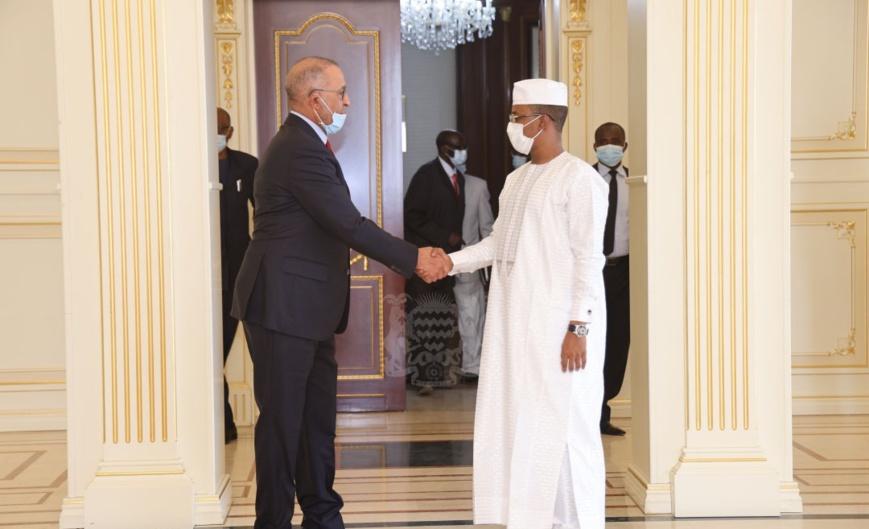 l'homme d'affaires Tikour Mokhtar Mehedi reçu à la Présidence l'homme d'affaires Tikour Mokhtar Mehedi reçu à la Présidence