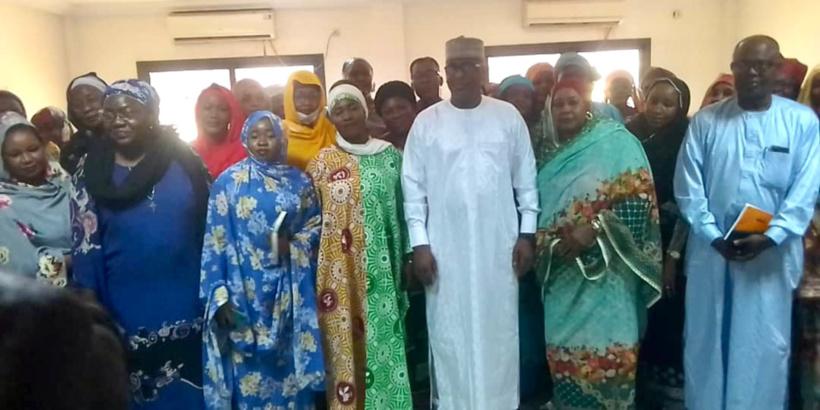 les femmes du ministère du Commerce débattent de leurs conditions les femmes du ministère du Commerce débattent de leurs conditions